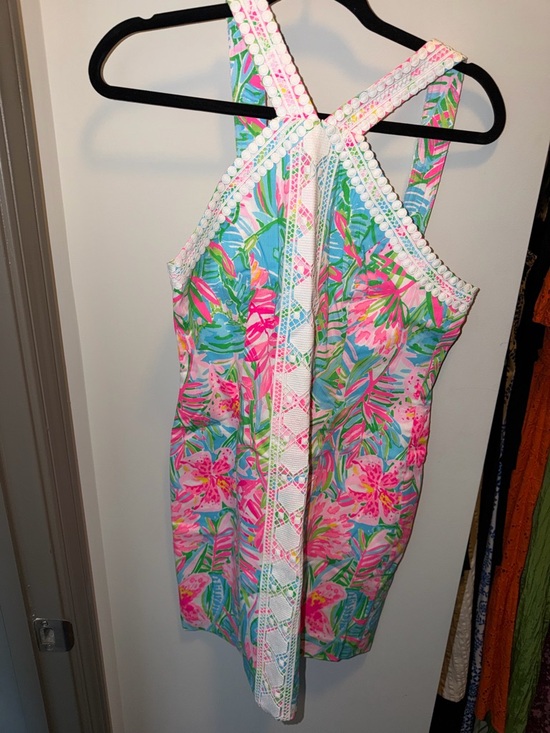 Lilly Pulitzer Dresses & Skirts - Lilly Pulitzer Pink & Teal Tropical Shift Dress with White Lace Trim